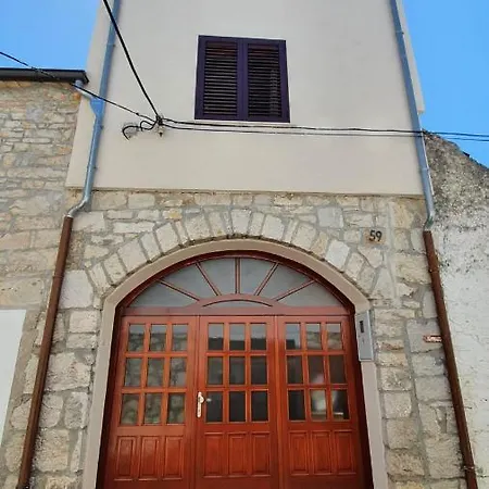 Hébergement de vacances Perlica Vodice
